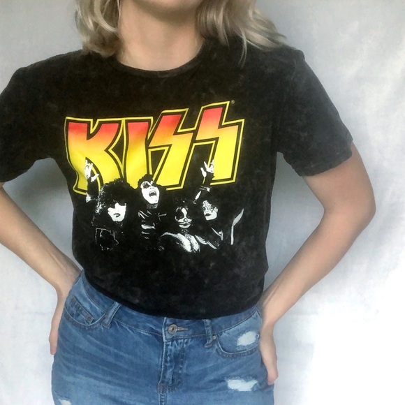 Kiss NWOT Distressed Graphic Tee - Picture 1 of 5